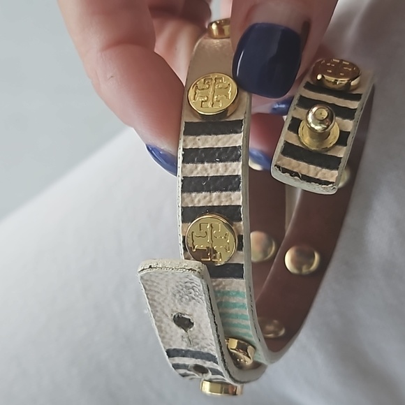 Tory Burch Wrap Bracelet - Picture 12 of 12